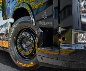 Інноваційні технології компанії Continental втілені у вантажівці Volvo FH