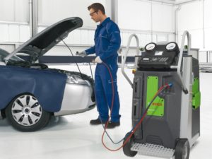 Новые автоматические установки для обслуживания систем кондиционирования автомобилей от Bosch