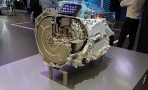 Концепт ZF EVplus представил новаторский «гибрид»