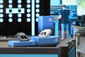 ZF Aftermarket виводить Smart Camera S-Cam на незалежний ринок: нова ера ADAS для автомайстерень