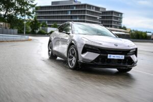 Тисячі параметрів — одне розумне рішення: тюнер cubiX від концерну ZF революціонізує калібрування шасі
